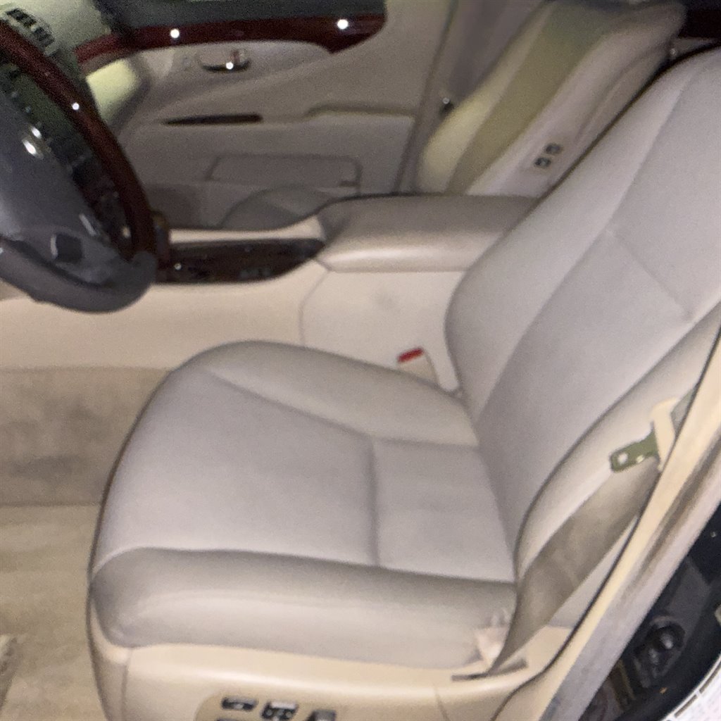 2008 Lexus LS Base - Photo 12