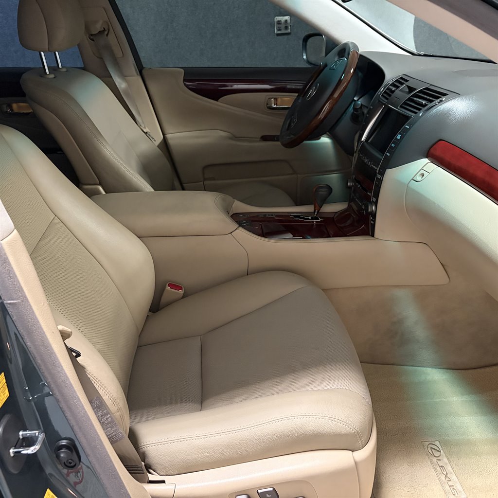 2008 Lexus LS Base - Photo 13